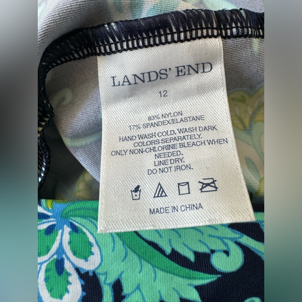 Land’s End Tankini Top, Size 12, Navy with floral print - Picture 11 of 11